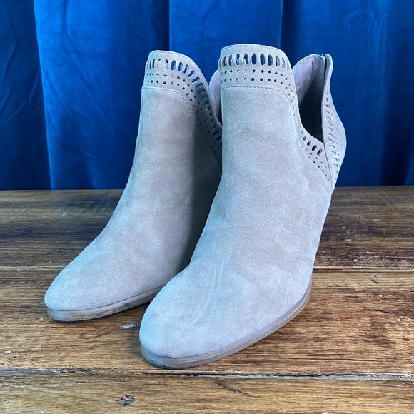Ankle_Boots_&_Booties